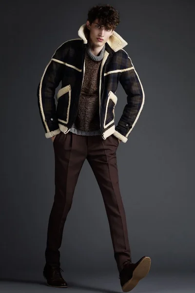 Look 12
